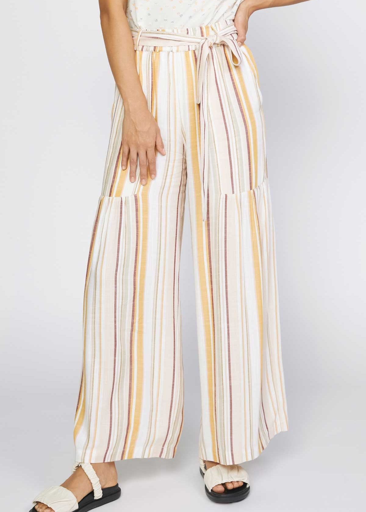 Striped wide leg pants with self tie.