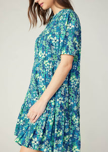Blue floral print short sleeve tiered short dress.