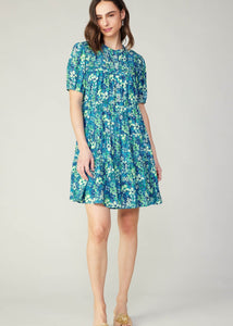 Blue floral print short sleeve tiered short dress.