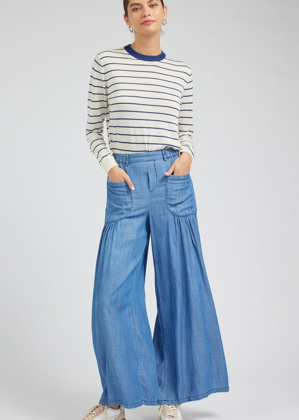 Chambray half elasticized waist wide tiered pants with patch pocket details.