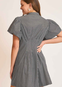 Navy and white stripped collared shirt dress. Bubble sleeves. Hem waist pleated. Has pockets.