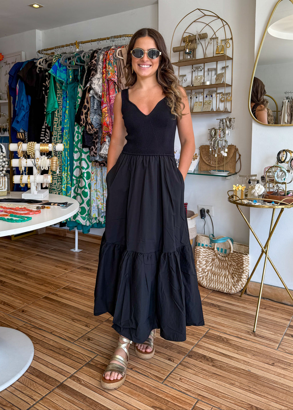 Black tank maxi dress with pockets and ribbed top.