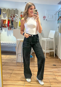 High waisted straight leg cargo pants with side pockets and back pockets.